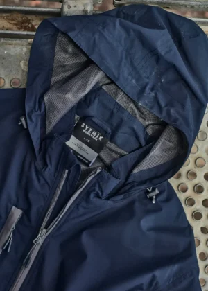 Super Light Packable Rain Jkt - Image 23