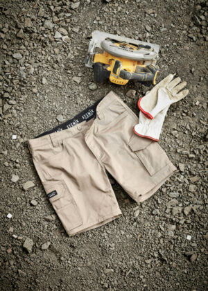 Mens Essential Cargo Short - Image 13