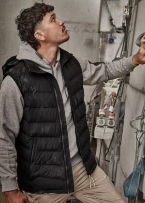Streetworx Hooded Puffer Vest - Image 9