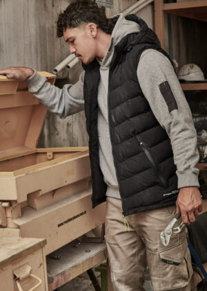 Streetworx Hooded Puffer Vest - Image 10
