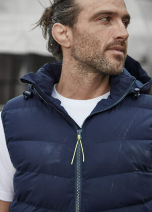 Streetworx Hooded Puffer Vest - Image 18
