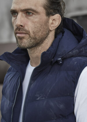 Streetworx Hooded Puffer Vest - Image 19
